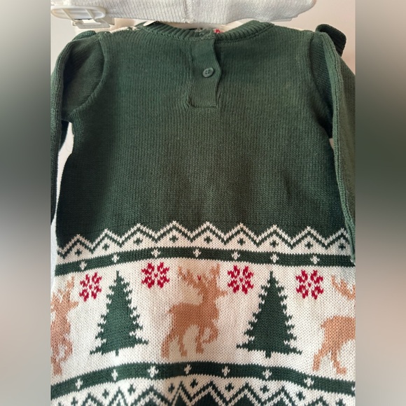Nicole Miller Green Knit Dress and Hat Set with Reindeer Pattern NWT 6/9 month - Picture 5 of 6